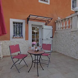 Chez Amali Séjour chez l'habitant Brignoles