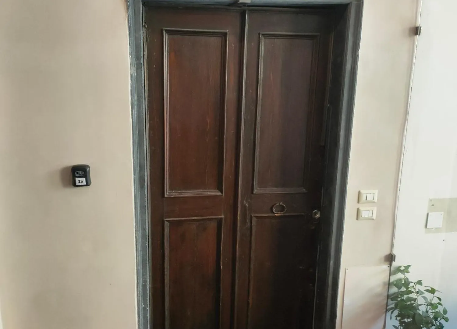 Rooms Ponte Calvi Genoa Apartment